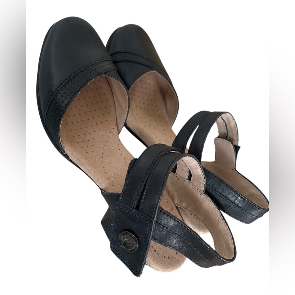 Clarks Women's Steel Gray Leather Mary Jane Heels Size 9.5